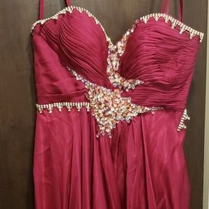 Dave & Johnny Long Formal Dress